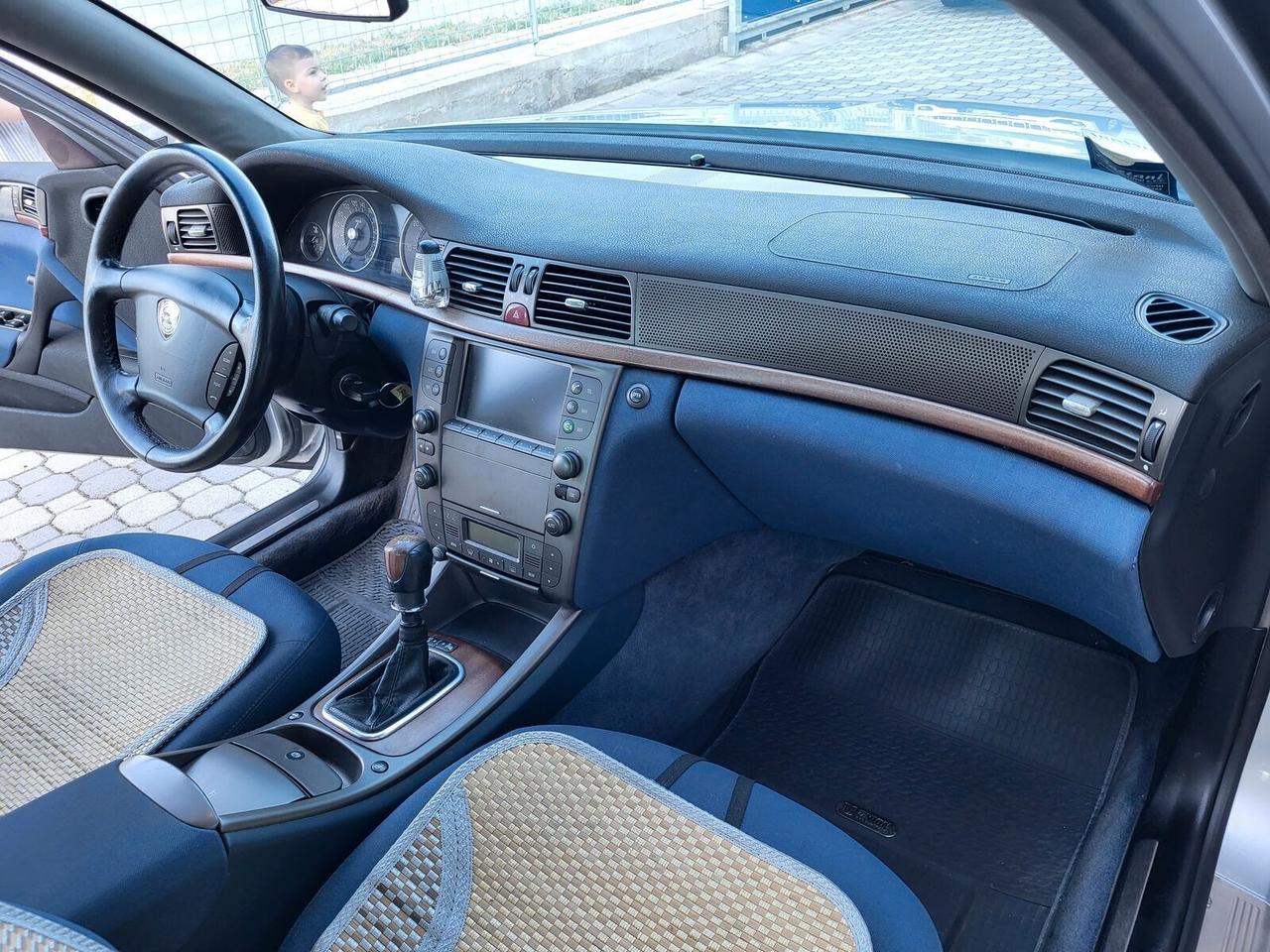 Lancia Thesis 2.4 JTD 150 cv CAMBIO MANULAE *** AMMIRAGLIA ITALIANA ***