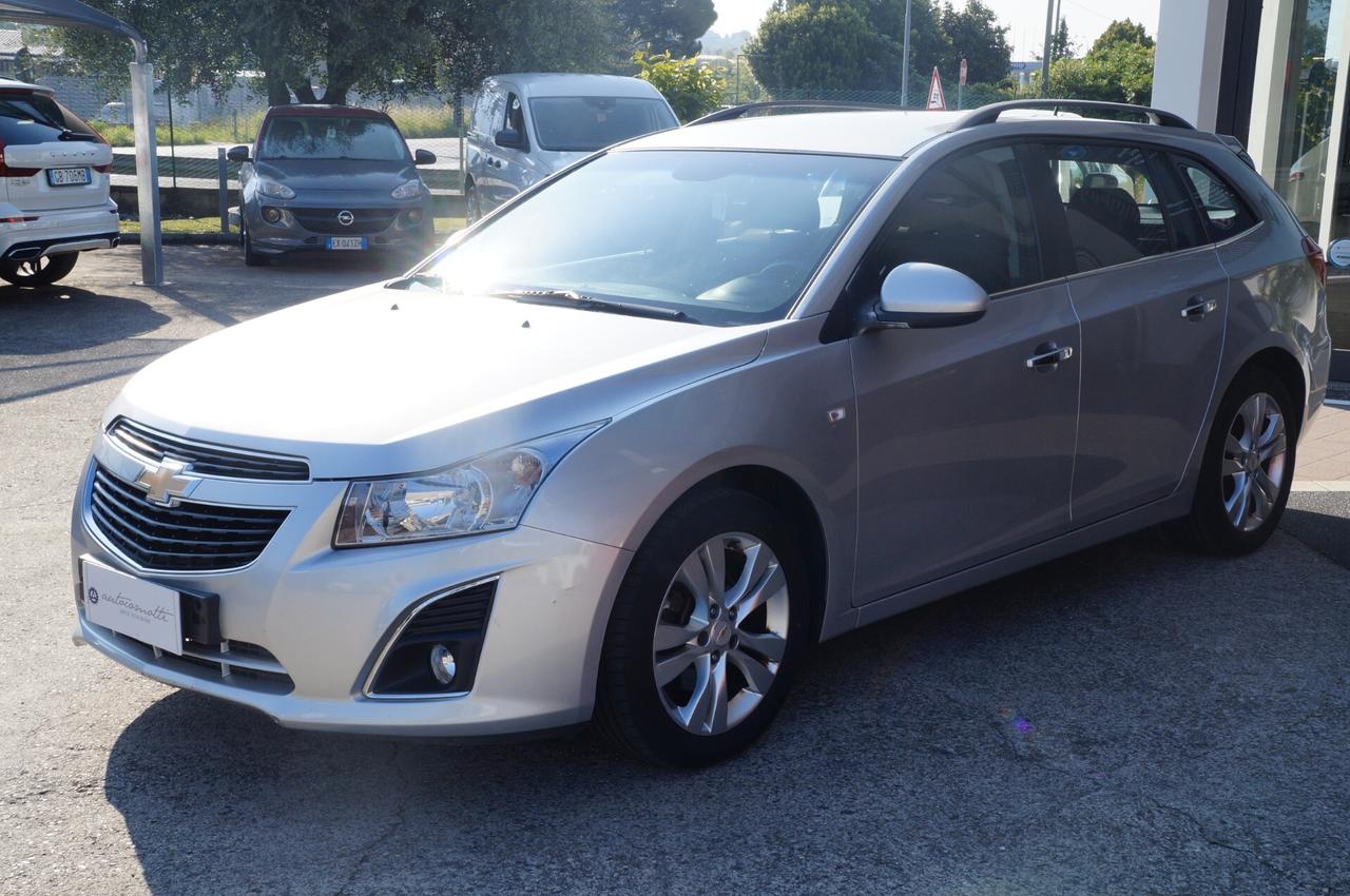 Chevrolet Cruze 1.7 Diesel Station Wagon LTZ MyLink