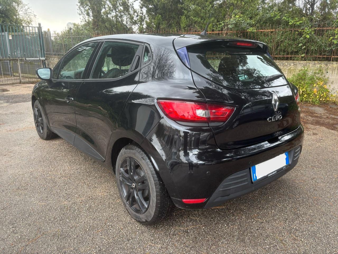 RENAULT CLIO 1.2 Intense - 2017