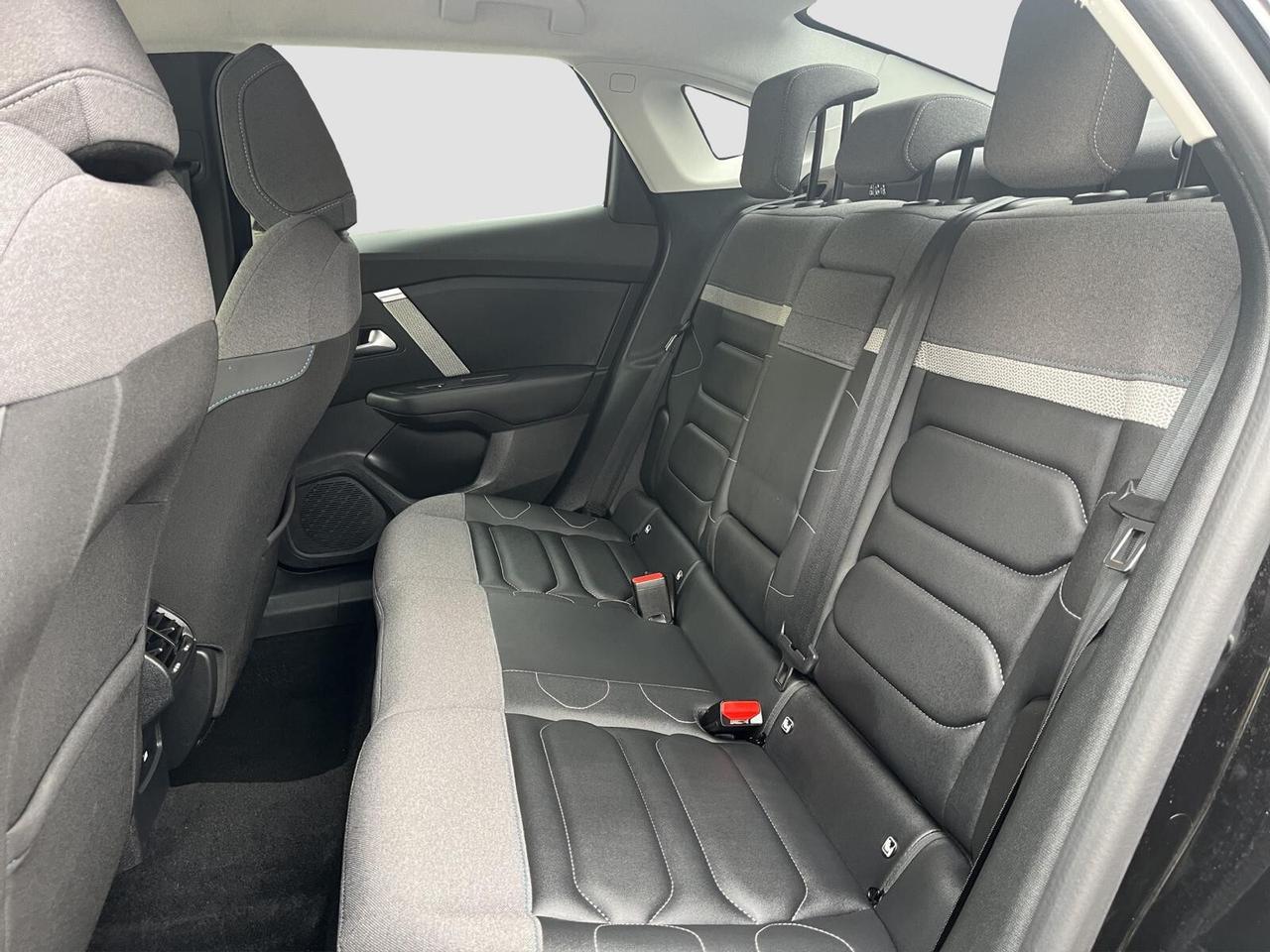 Citroen C4 X 1.2 puretech 130cv Max automatica 2024