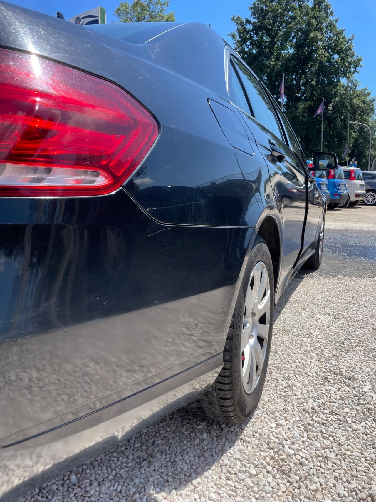 Mercedes-benz E 220 200 CDI Premium