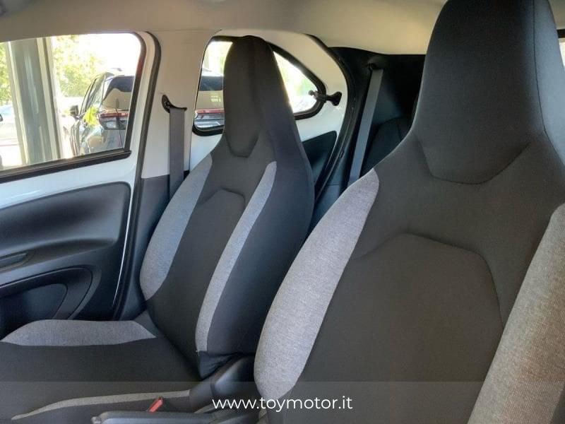 Toyota Aygo X 1.0 VVT-i 72 CV 5 porte Active