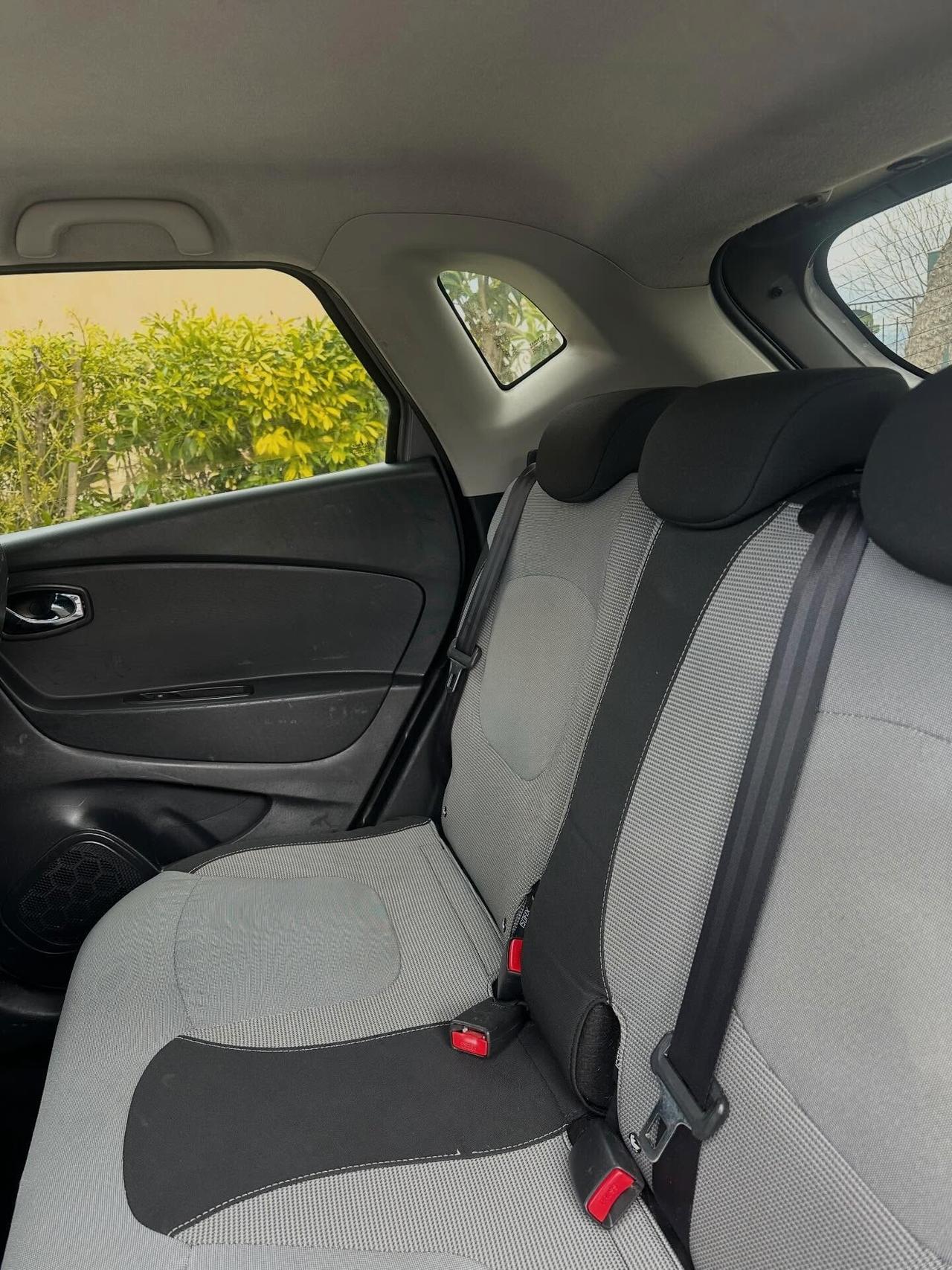 Renault Captur dCi 8V 110 CV Start&Stop Energy Iconic