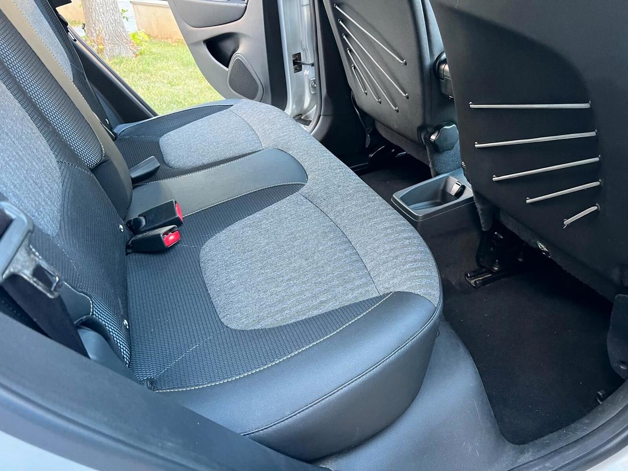 RENAULT CAPTUR dCi 90cv EDC SPORT EDITION NEOPATENTATI