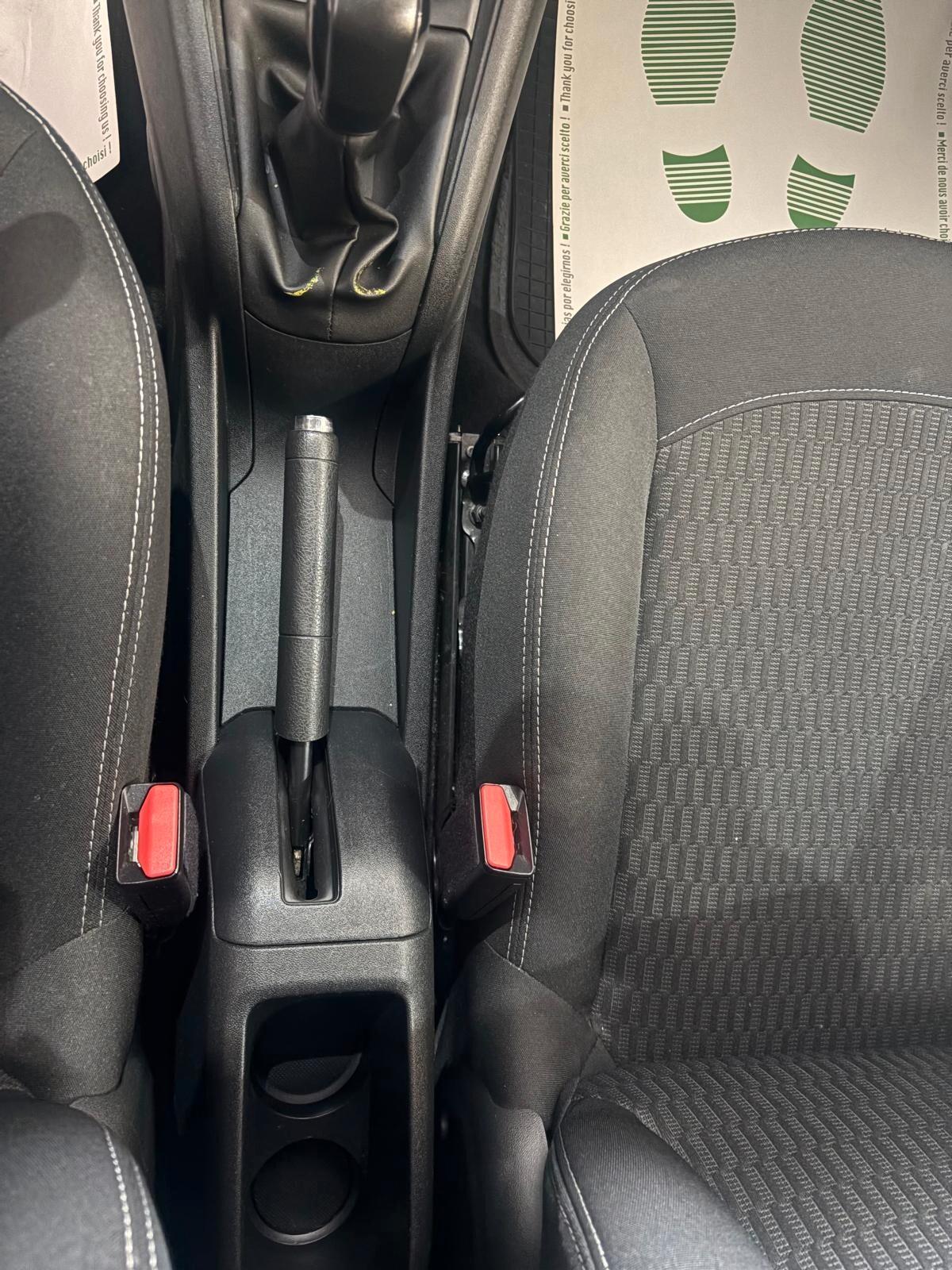 Peugeot 208 PureTech 82 5p. GPL Active