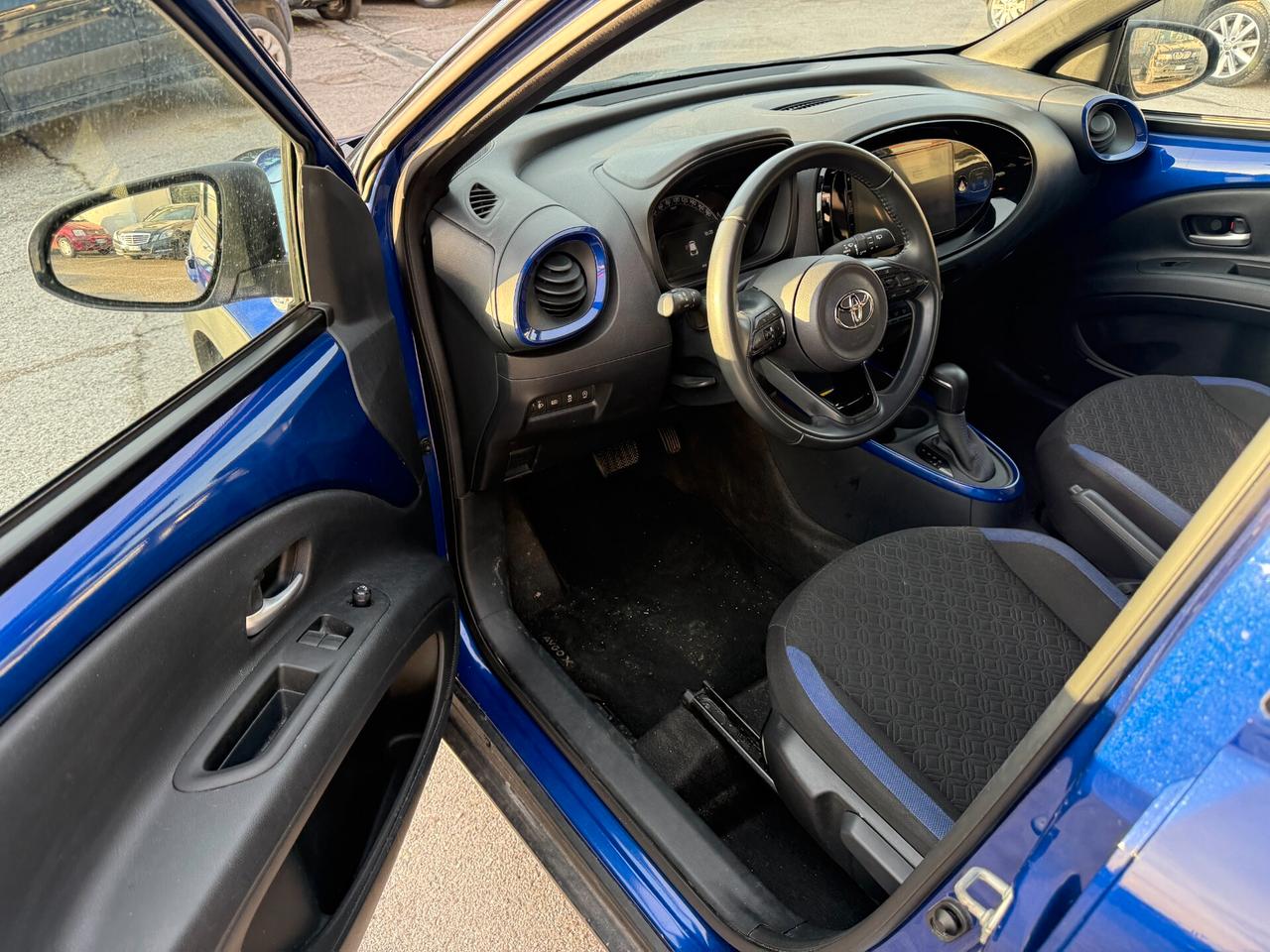 Toyota Aygo X 1.0 VVT-i 72 CV 5 porte Lounge S-CVT