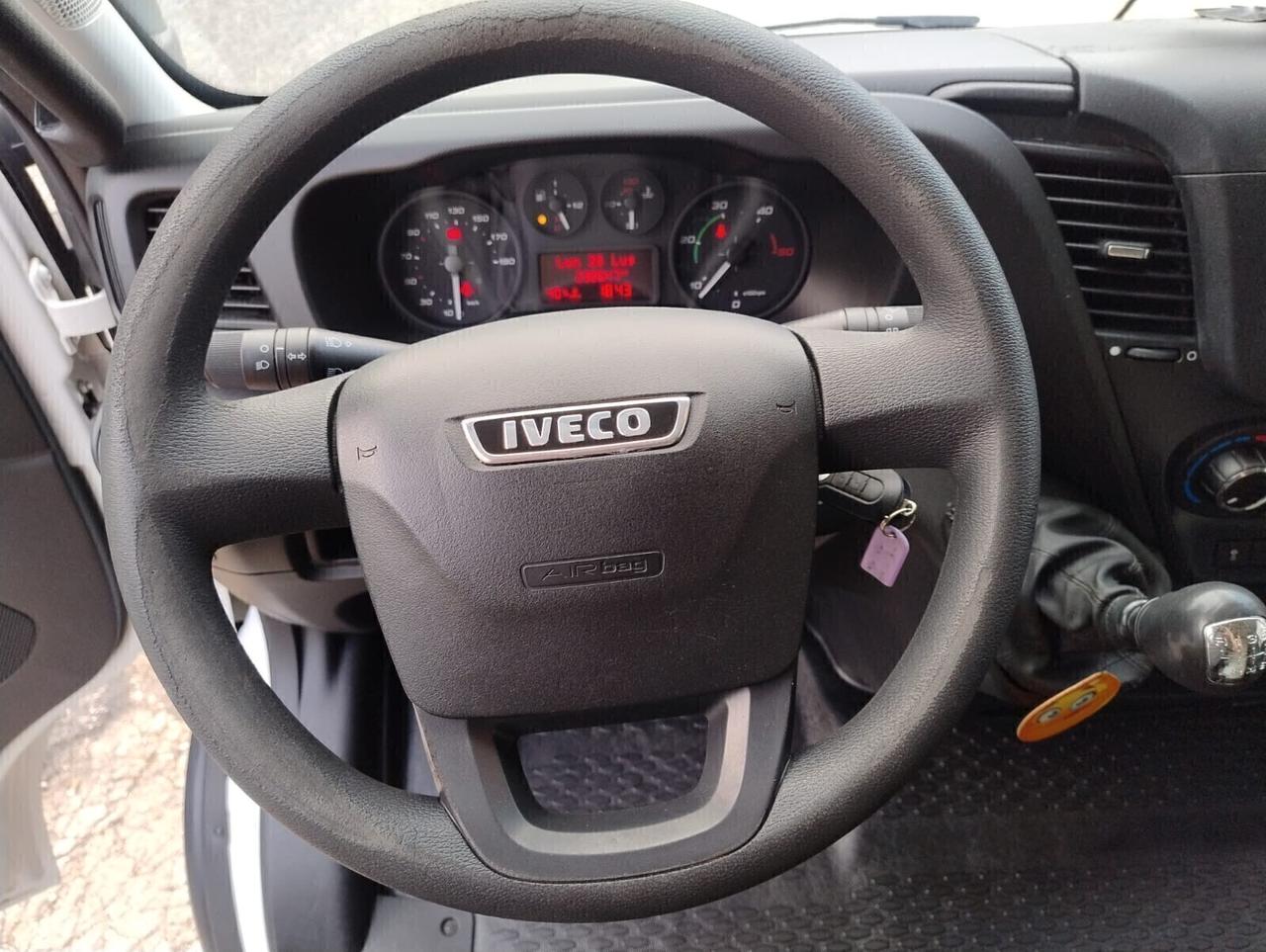 Iveco Daily 60C17 Passo 4750 con Pedana - 2016