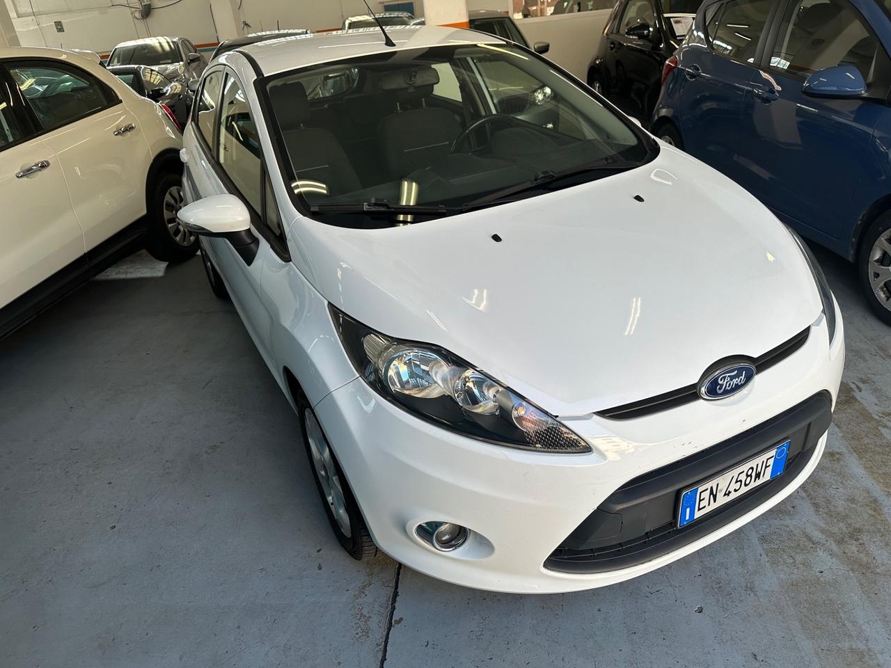 Ford Fiesta 1.2 60CV 5p. - Autonavigli