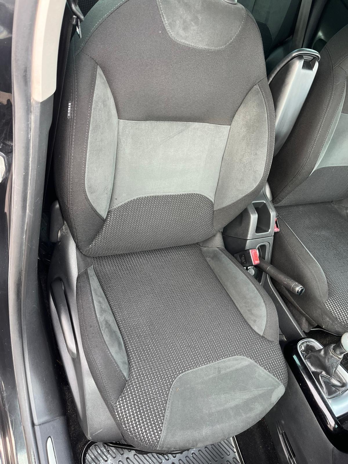 Citroen C3 1.4 Exclusive Style GPL 117000 km