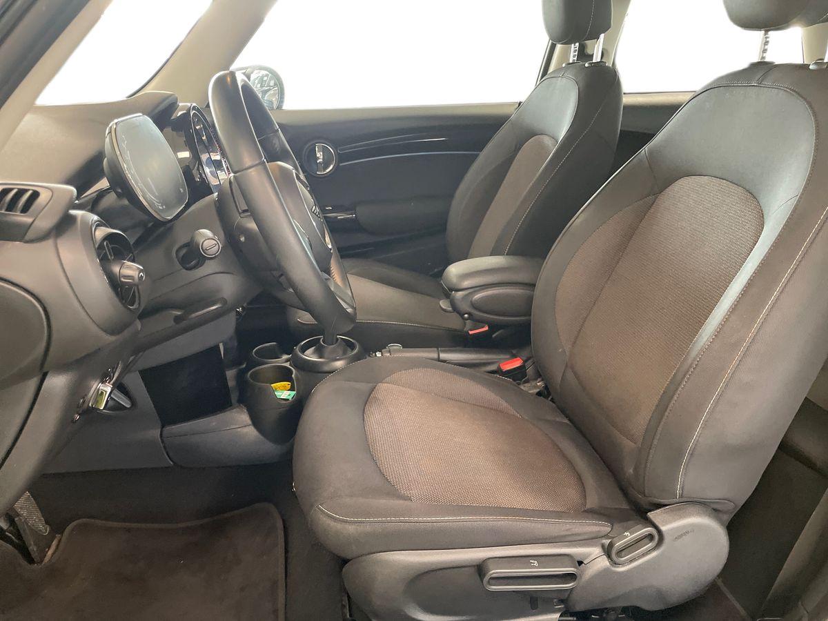 MINI Mini IV F56 2021 3p - Mini 3p 1.5 Cooper Classic auto