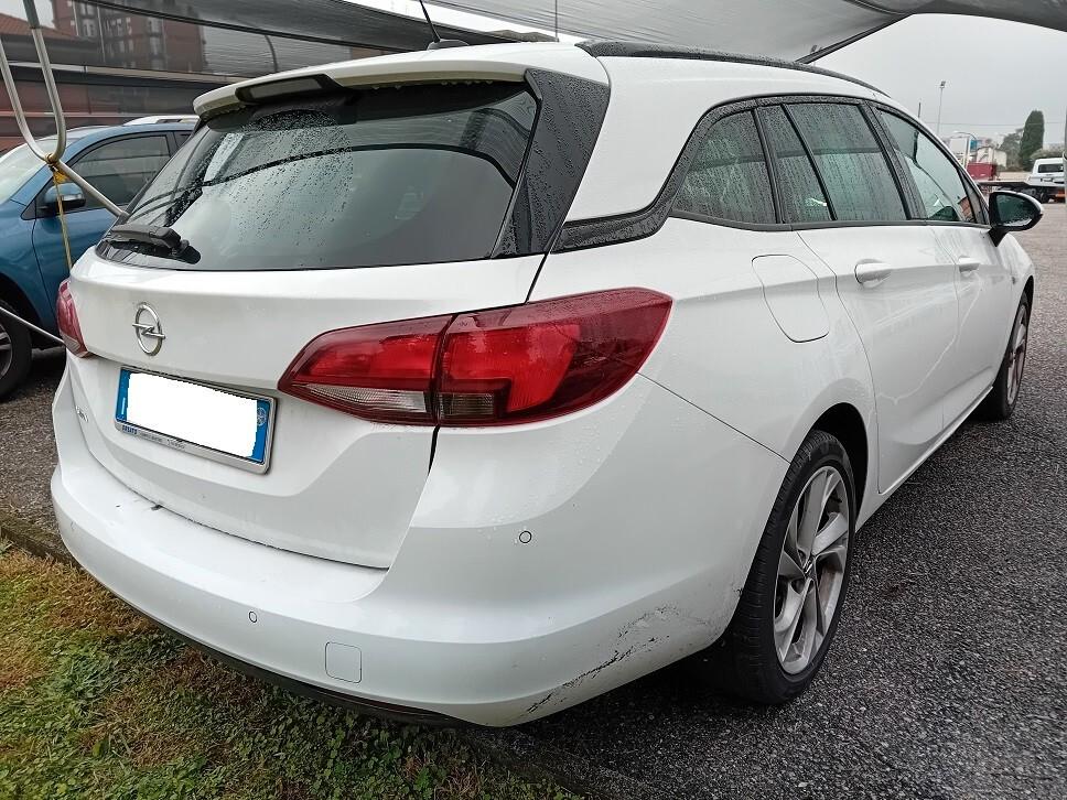 Opel Astra 1.5 CDTI 105 CV S&S Sports Tourer € 4.000 + IVA