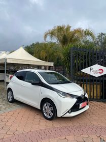 Toyota Aygo 1.0 VVT-i 69 CV 5 porte x-play 2015