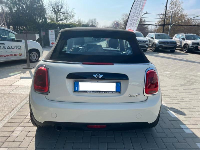 Mini Cabrio Cooper 1.5