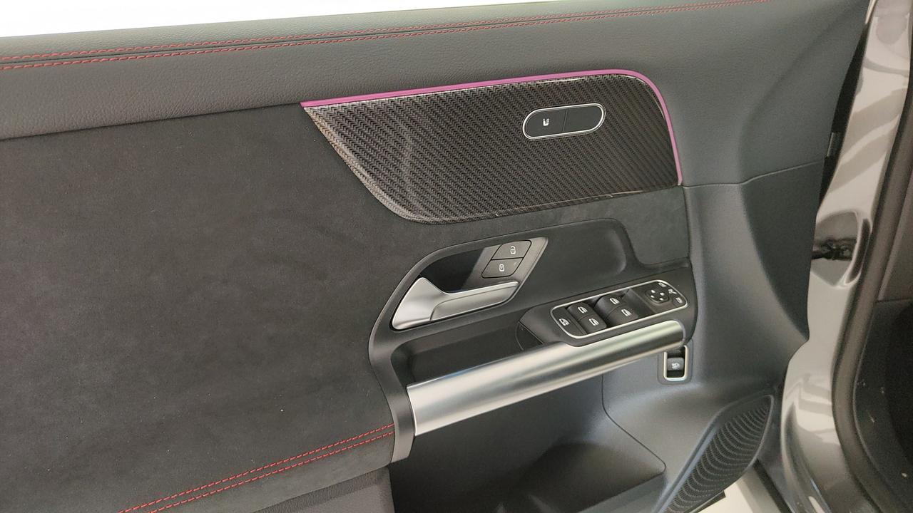 Mercedes-Benz GLA 200 d automatic