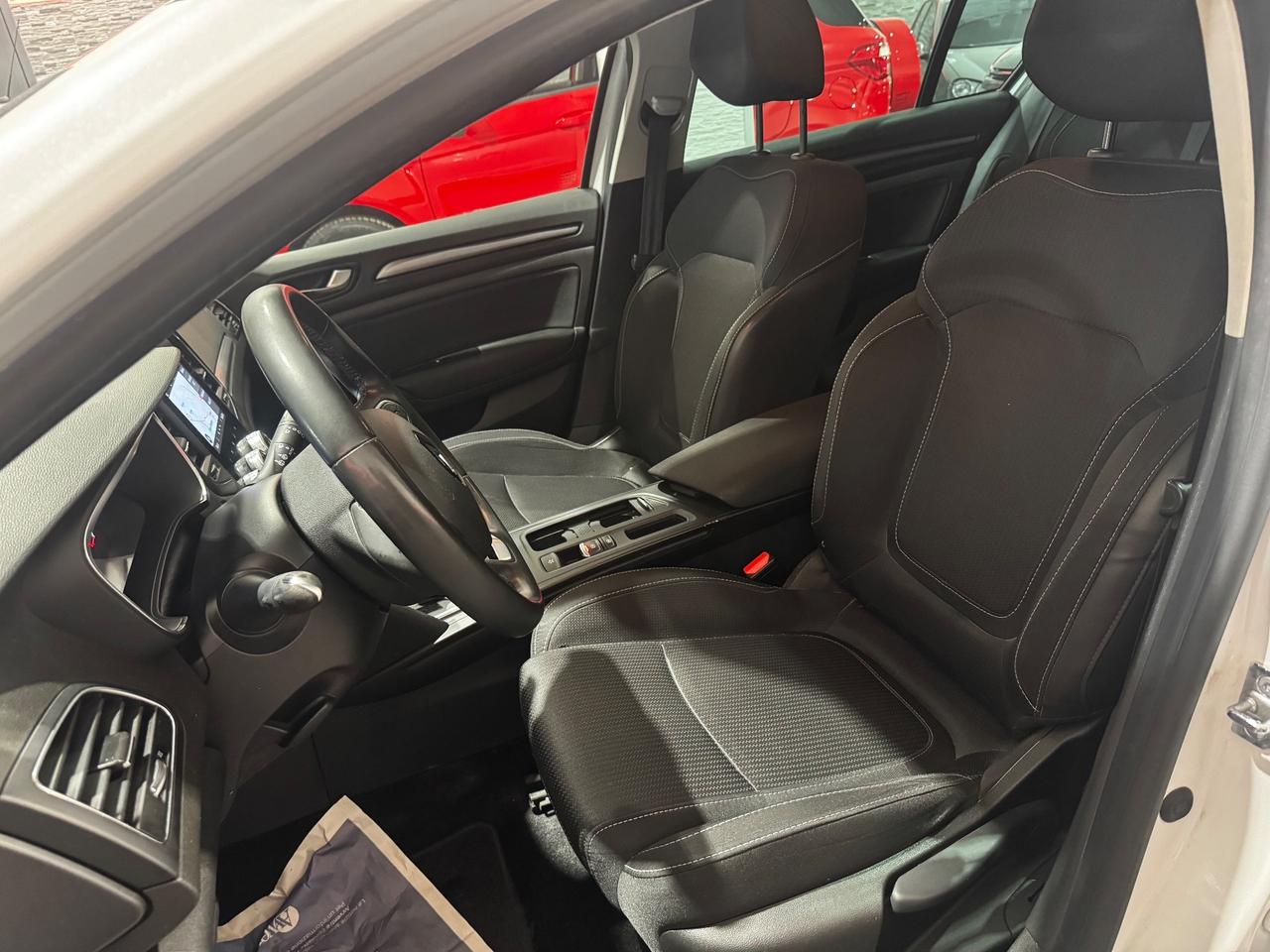 Renault Megane Mégane Sporter Blue dCi 115 CV EDC Business