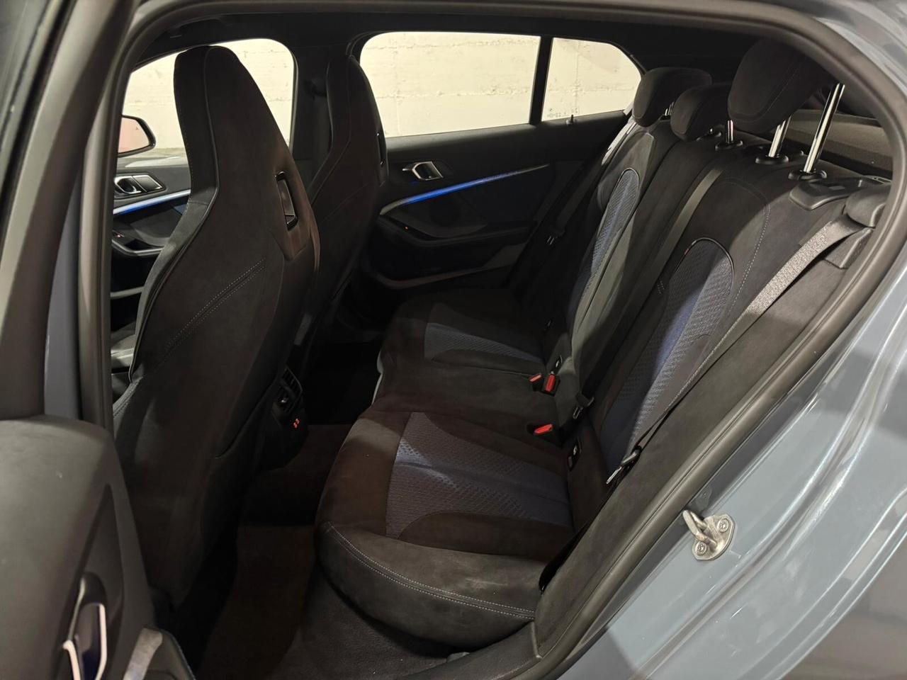 Bmw 118 118d 5p. Msport
