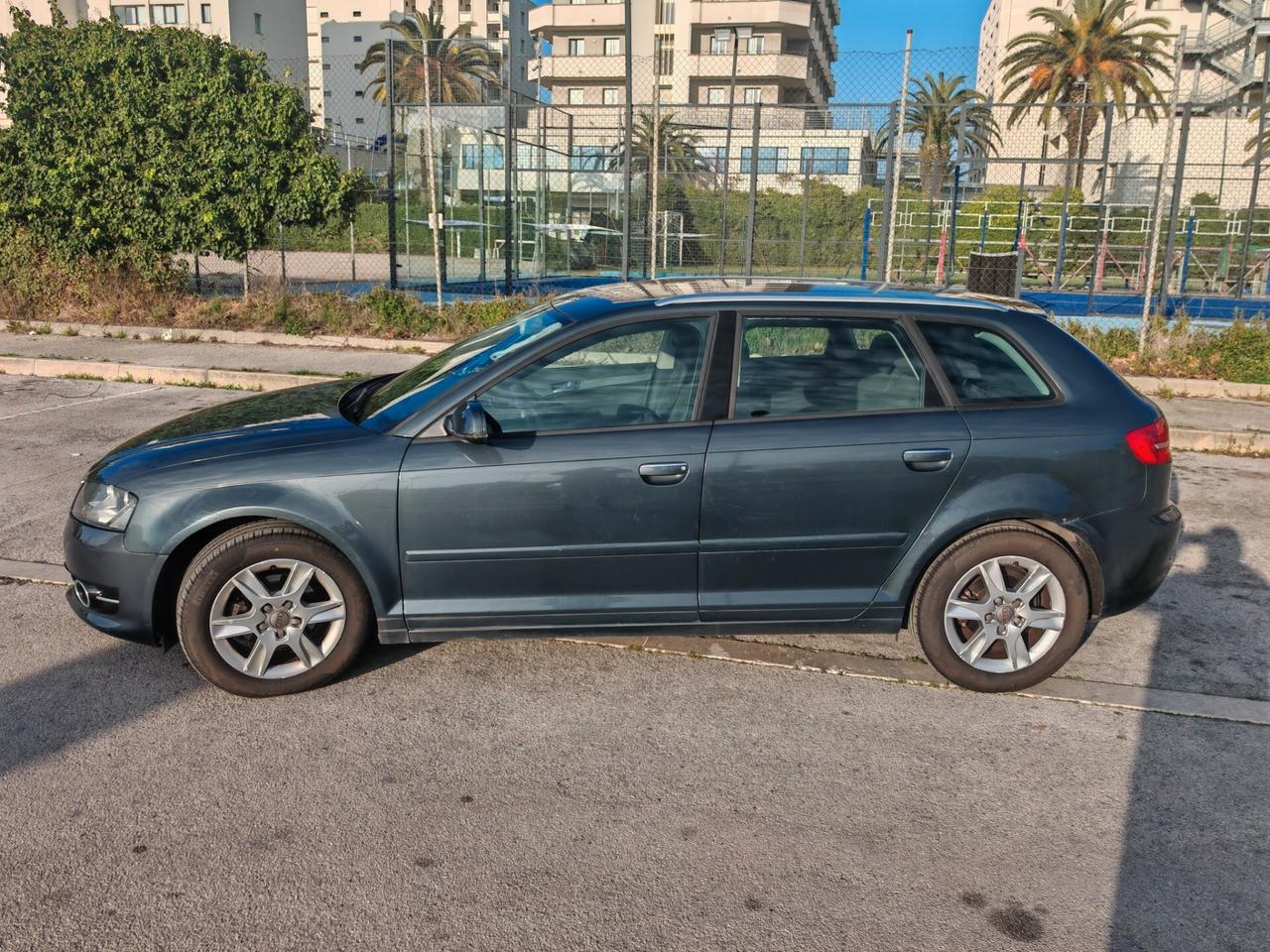 Audi A3 5P SPB 1.6 TDI 90 CV ,OK NEOPATENTATI ,PASSAGGIO COMPRESO.