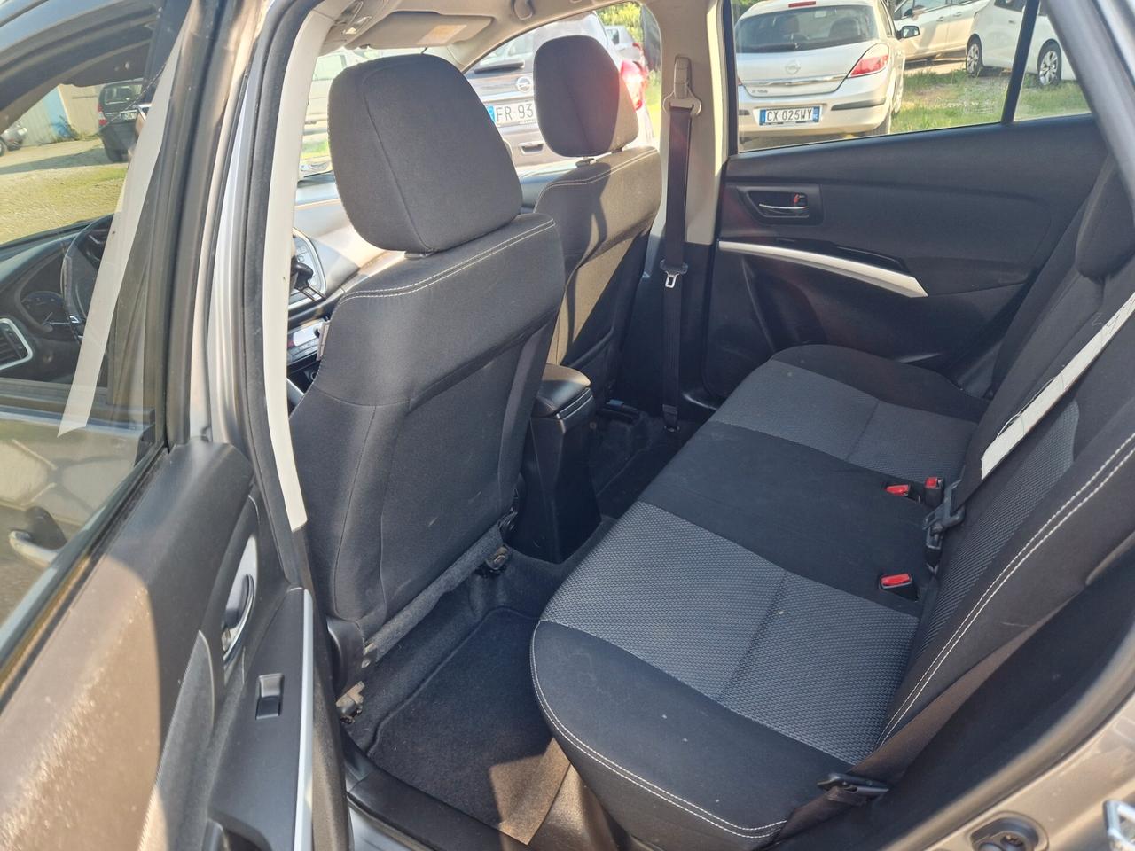 Suzuki S-Cross 1.6 VVT Easy