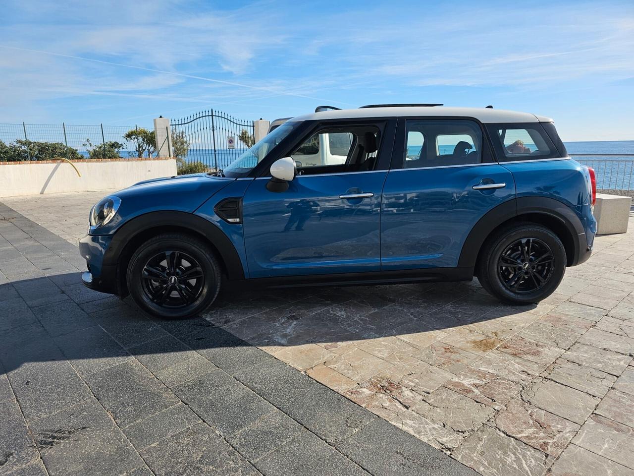 Mini Cooper D Countryman 2.0 Hype