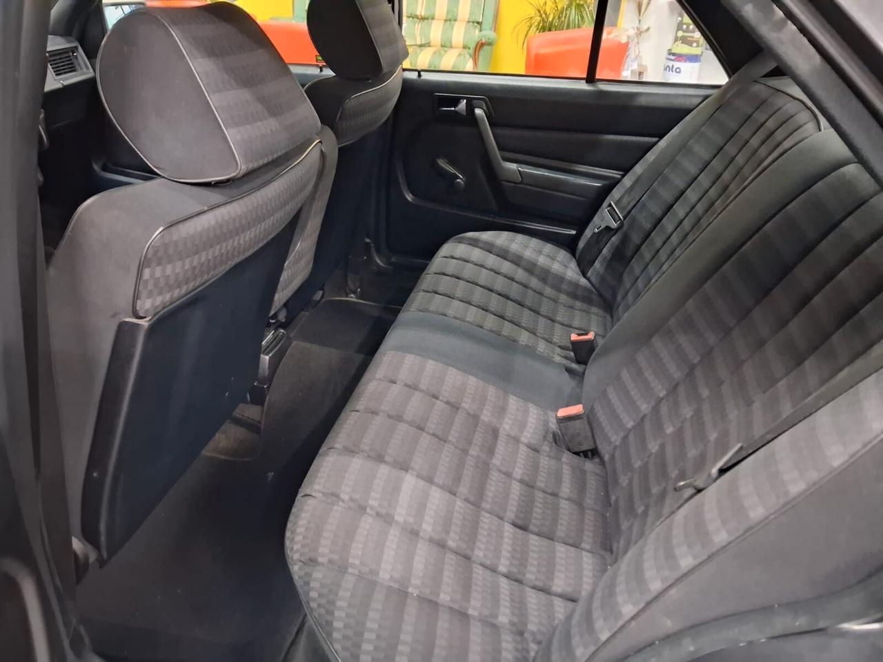 Mercedes-benz 190 1.8 E cat