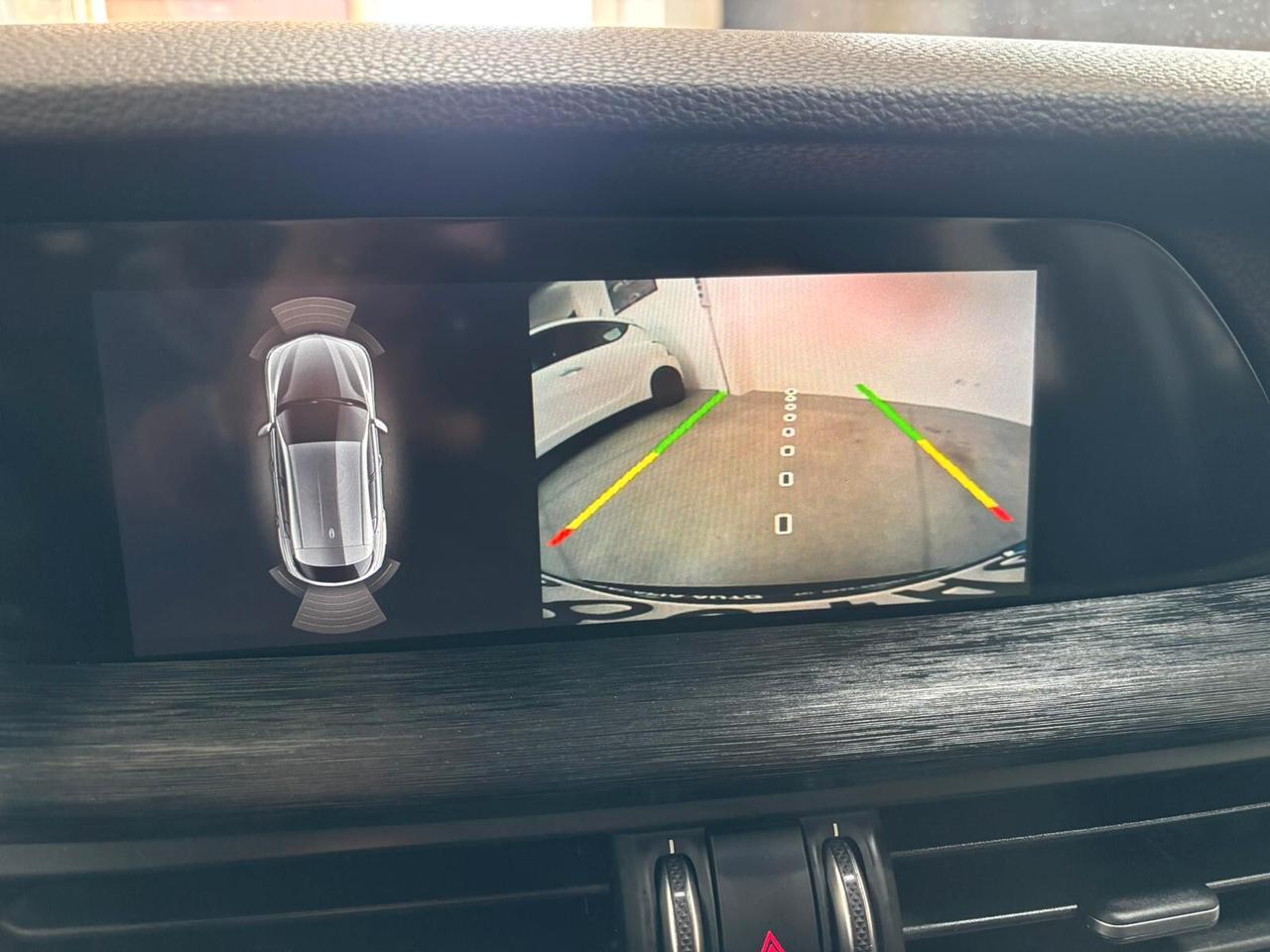 Alfa Romeo Stelvio 2.2 Turbodiesel 190 CV AT8 RWD Executive