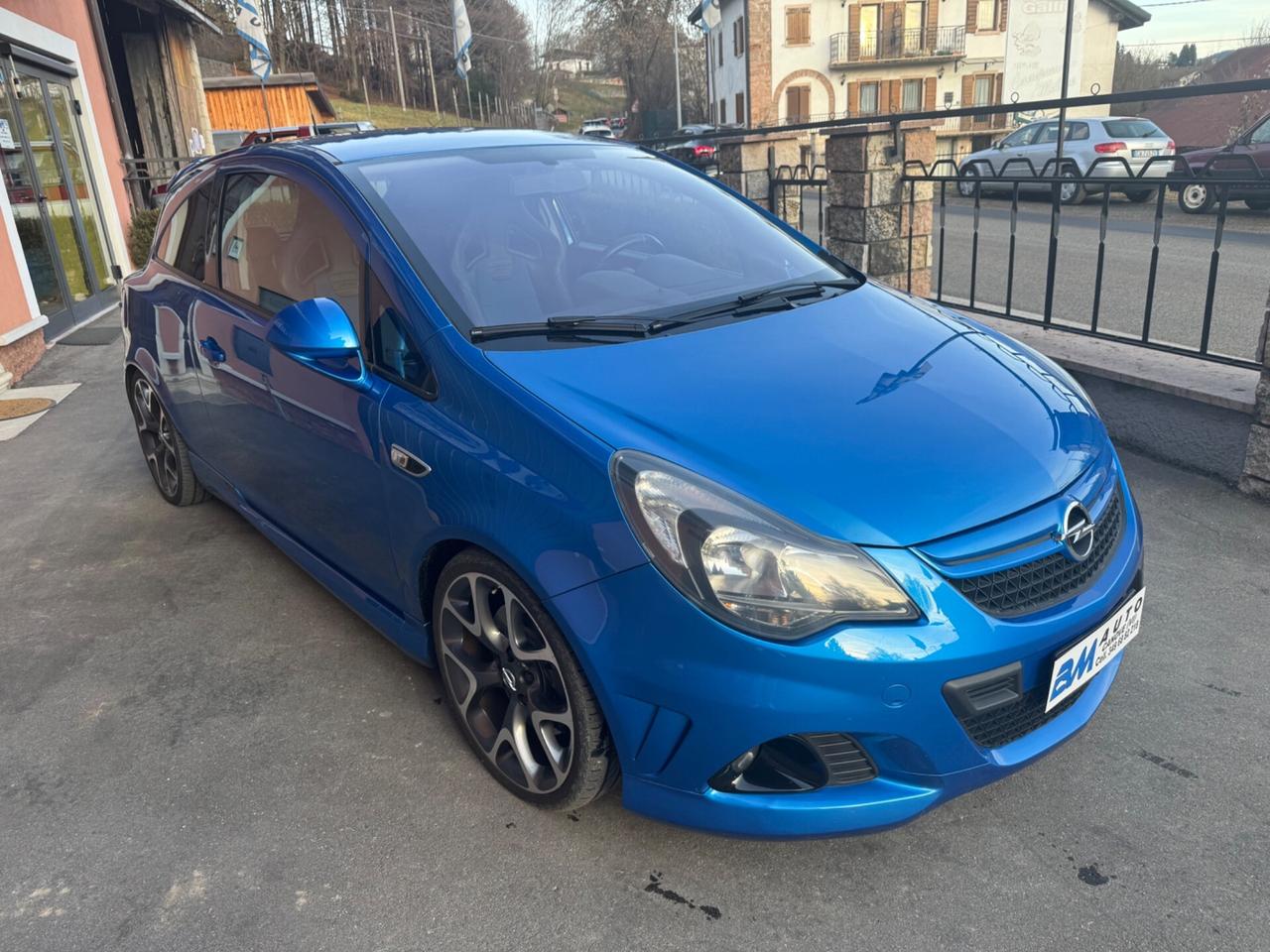 Opel Corsa 1.6 T 192CV 3 porte OPC