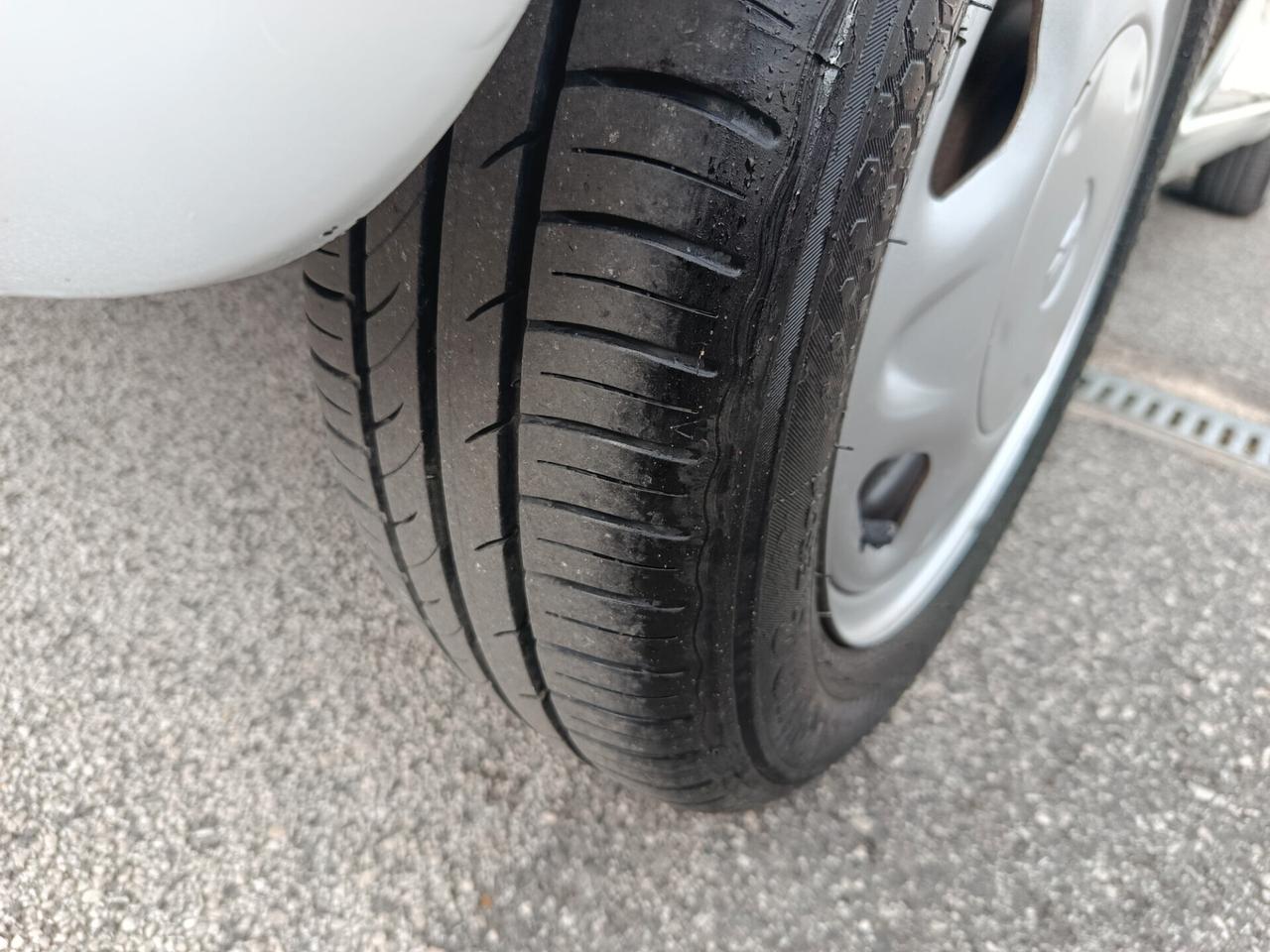 Chevrolet Spark 1.0 LS 2014