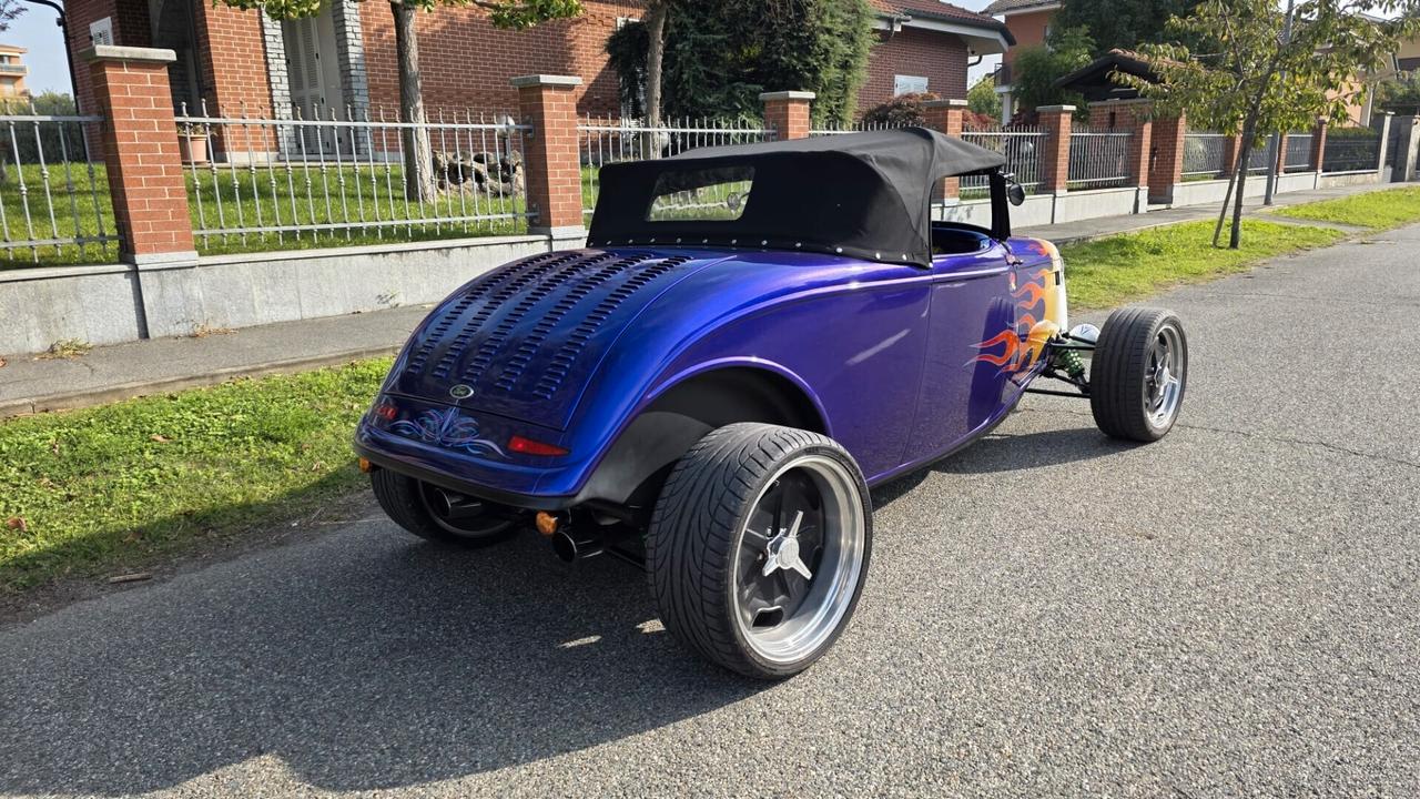 FORD HOT ROD ROADSTER