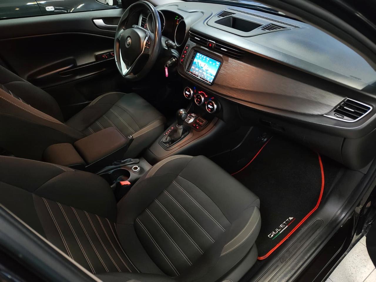 Alfa Romeo Giulietta 1.6JTDm TCT NEOPATENTATI