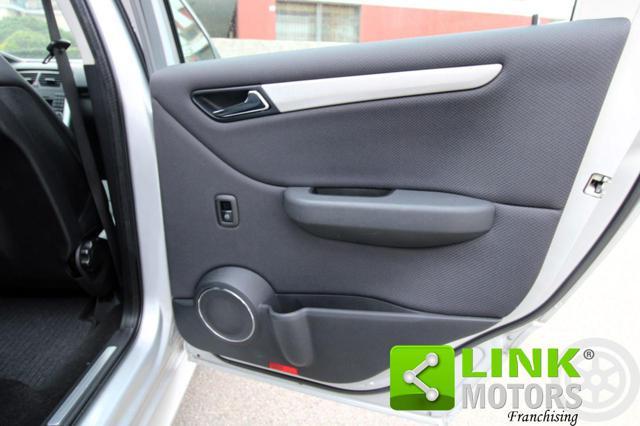 MERCEDES-BENZ B 180 CDI Premium