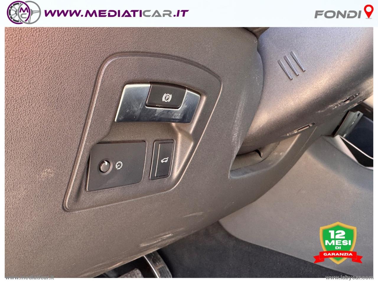 LAND ROVER RR Velar 2.0D 240 R-Dynamic HSE