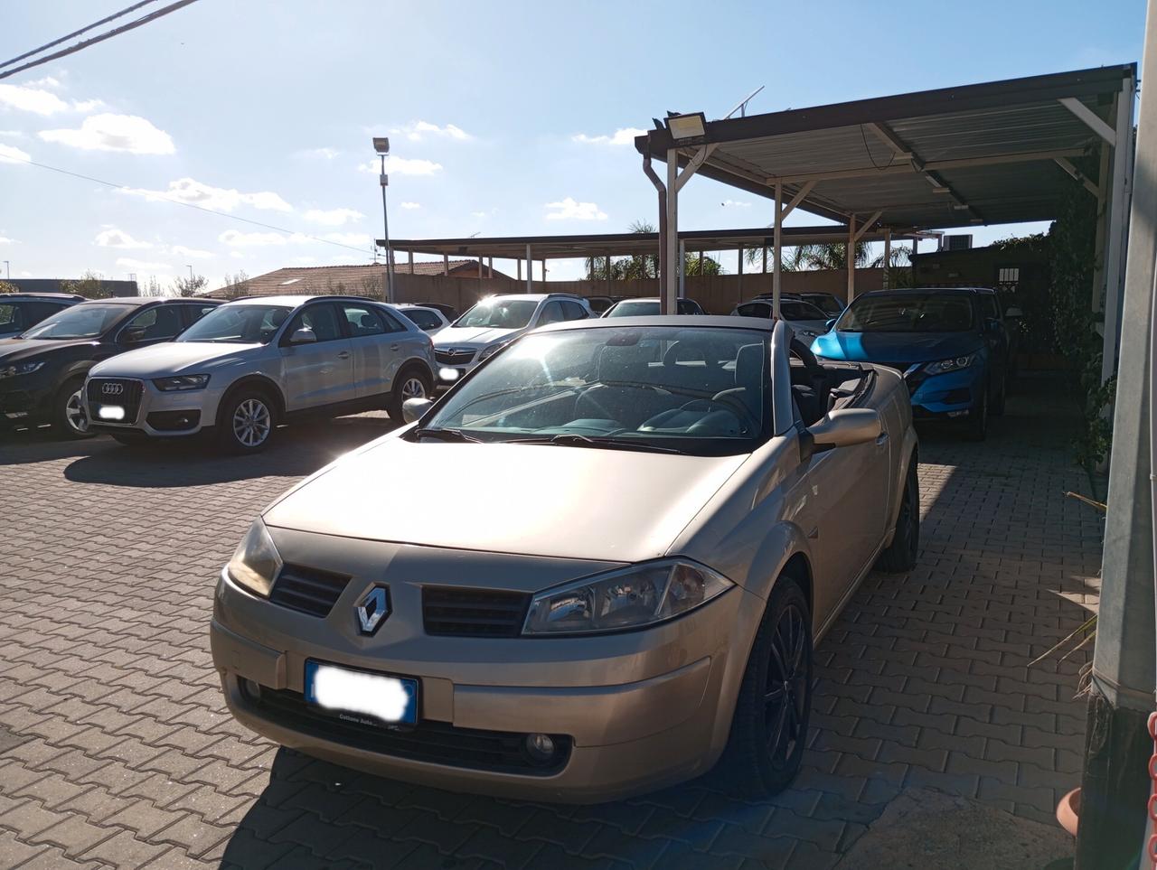 Renault Megane Mégane C-C 1.9 dCi Confort Authentique