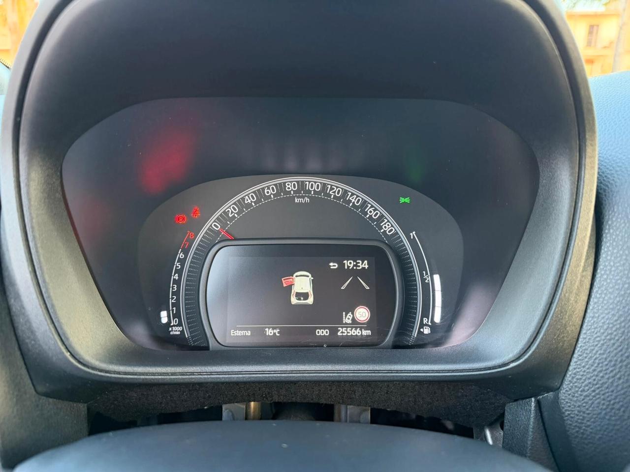 Toyota Aygo X 1.0 VVT-i 72 CV 5 porte Lounge Air