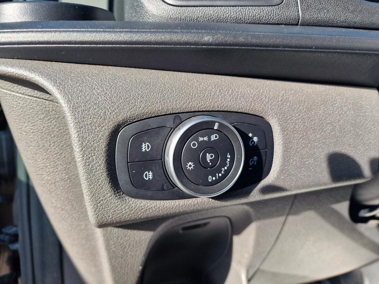 Ford Transit Custom 320 2.0 TDCi 130 aut. PL Combi Trend 9 POSTI