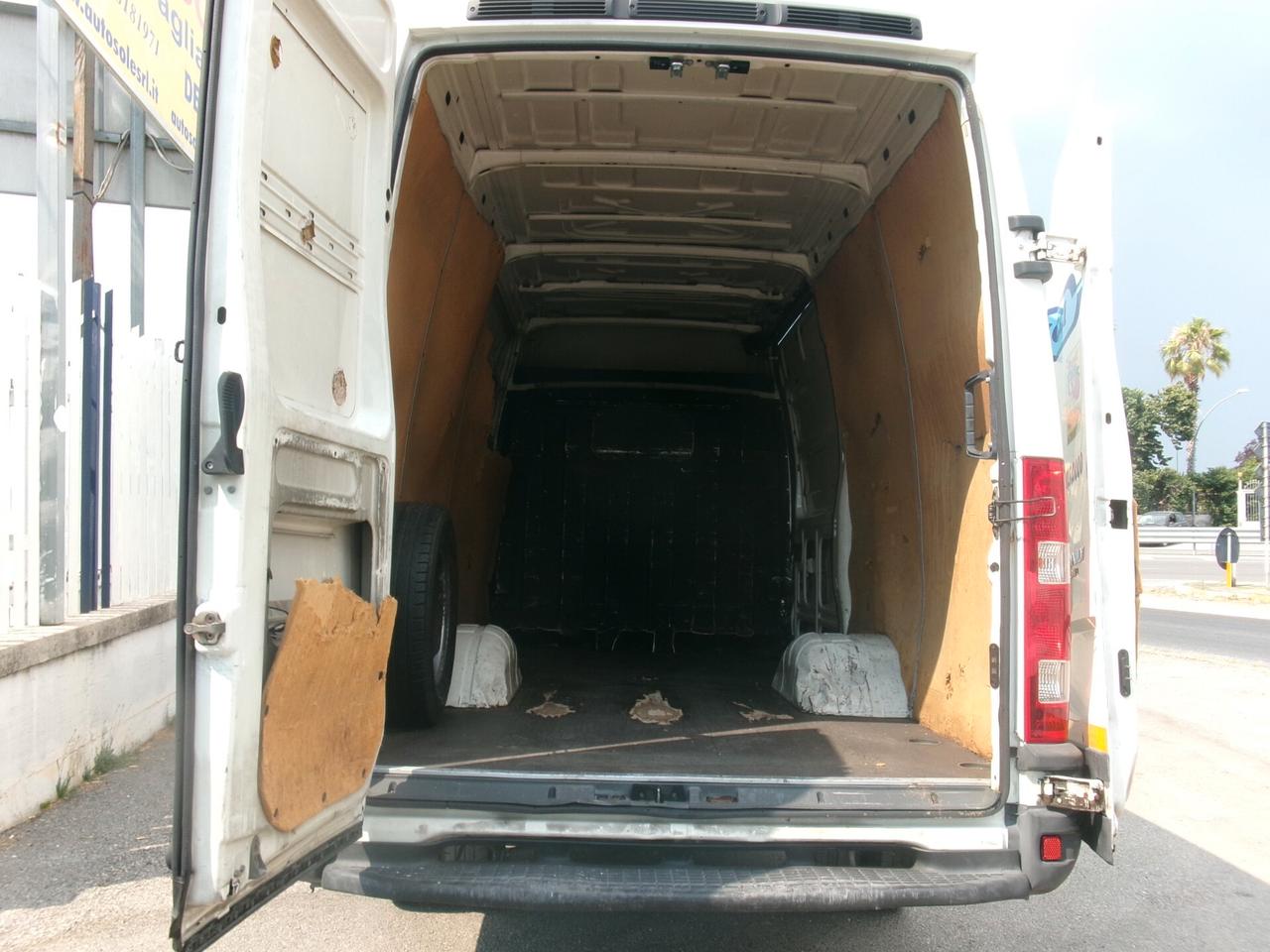 Iveco Daily 35C12 2.3 120CV FURGONE GEMELLATO P.3300 MECCANICA OTTIMA