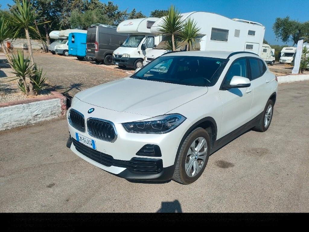 BMW X2 18D 150CV STEPTRONIC X-DRIVE BUSINESS X ( FARI LED - CRUISE - NAVI - PARK ASSISTANT - CERCHI 18 )