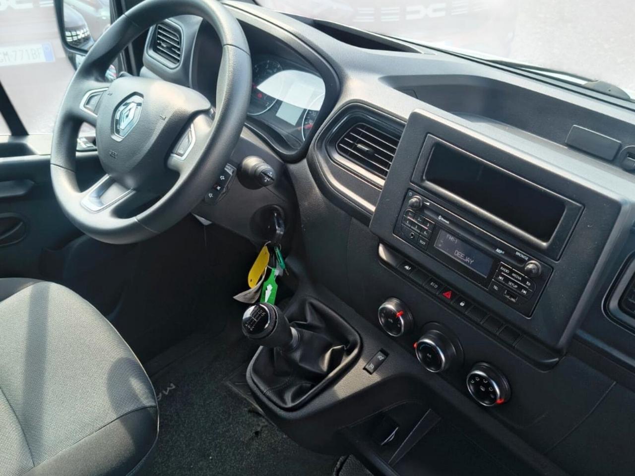 Renault Master T35 2.3 dci 135cv L3H2 Ice
