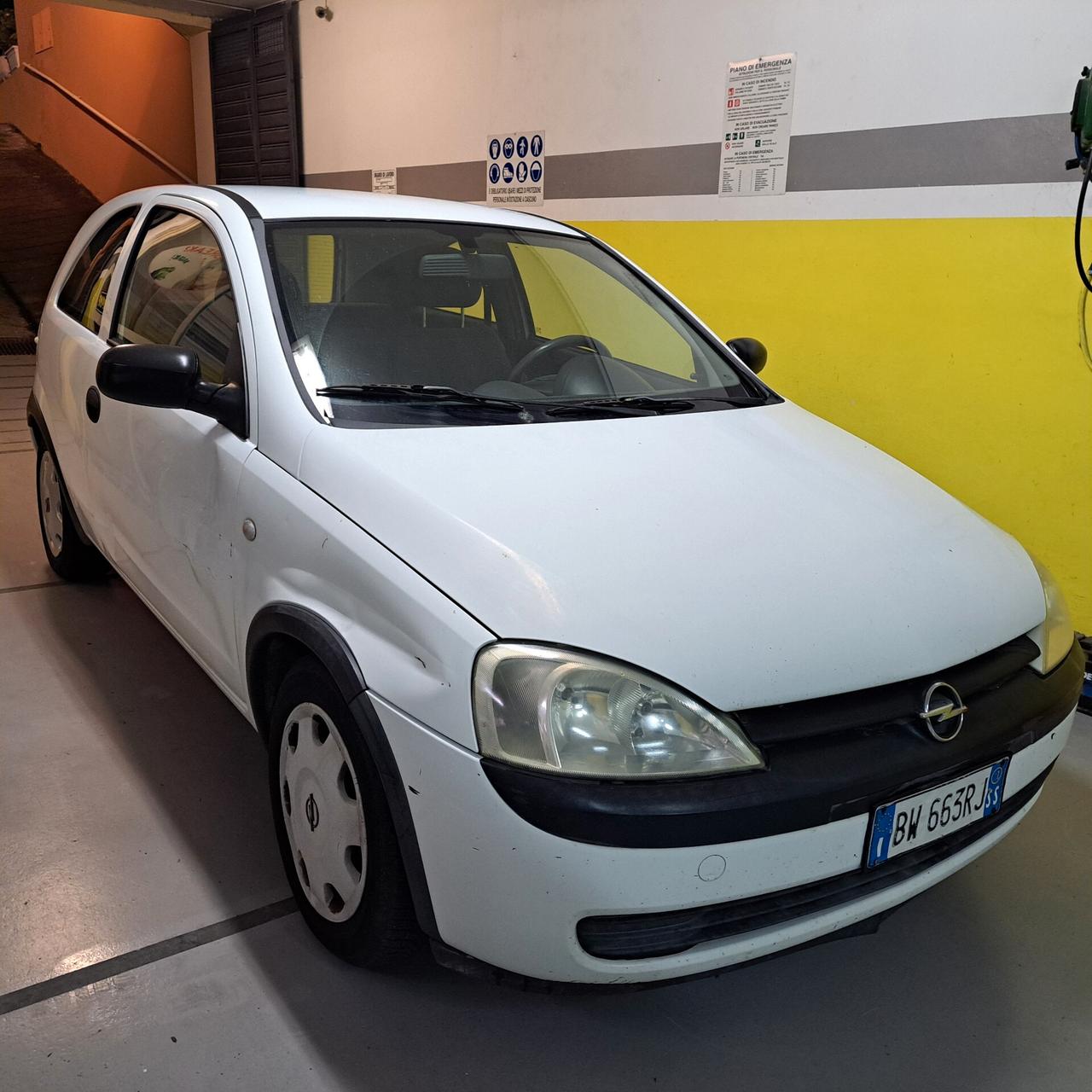 Opel Corsa 1.2i 16V cat 3 porte Club