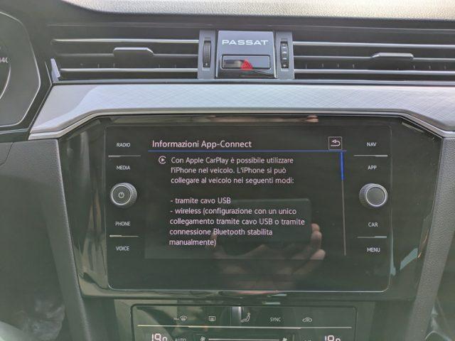 VOLKSWAGEN Passat Variant 2.0 TDI DSG Business