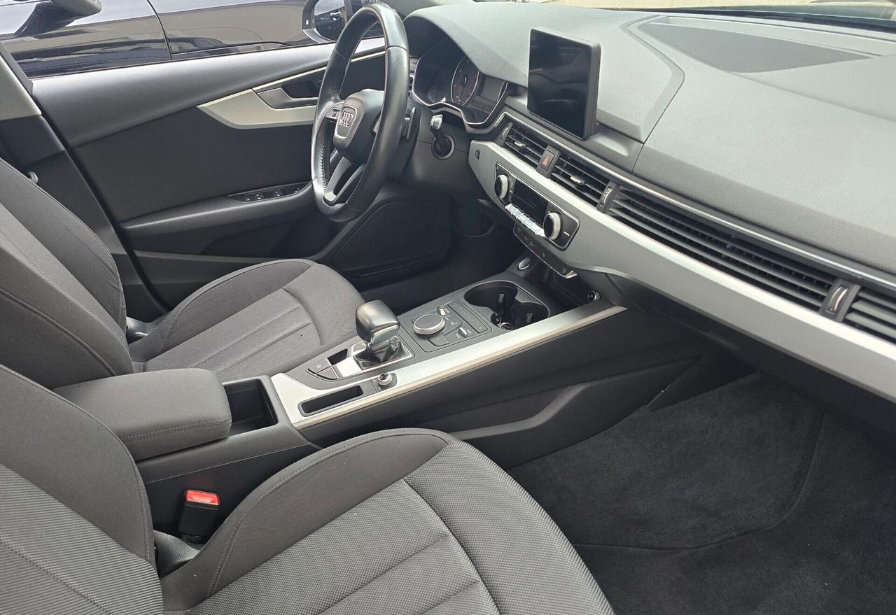 Audi A4 Avant 2.0 TDI 150 CV ultra S tronic Business Sport