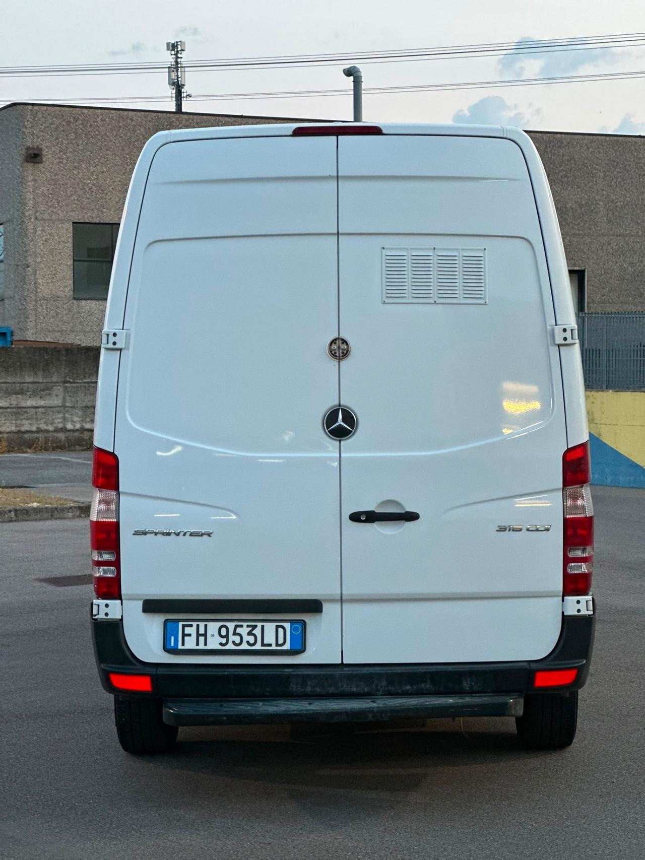 Mercedes Benz