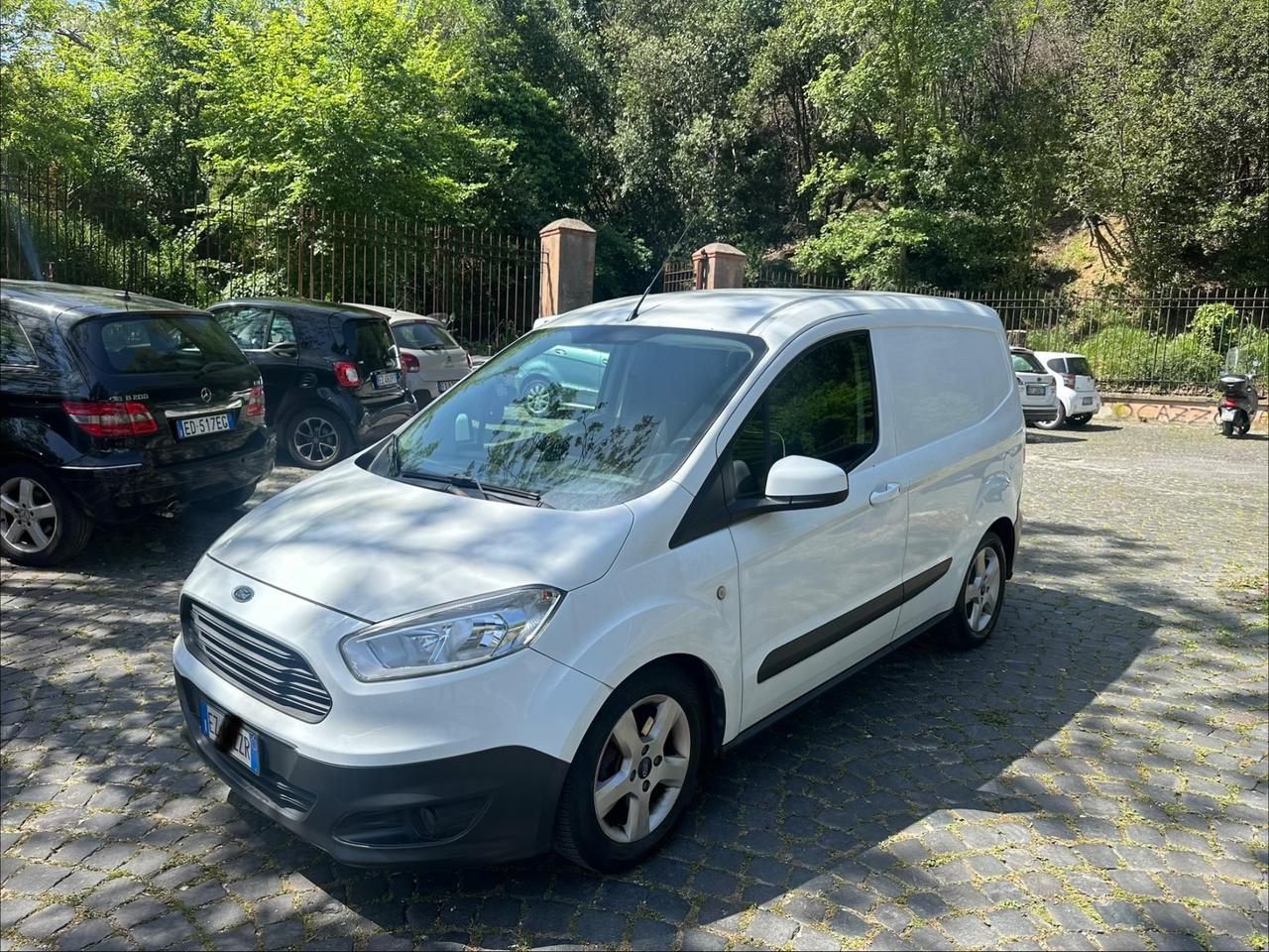 Ford Transit Courier 1.5 Diesel Euro 5b Full Opt 2015