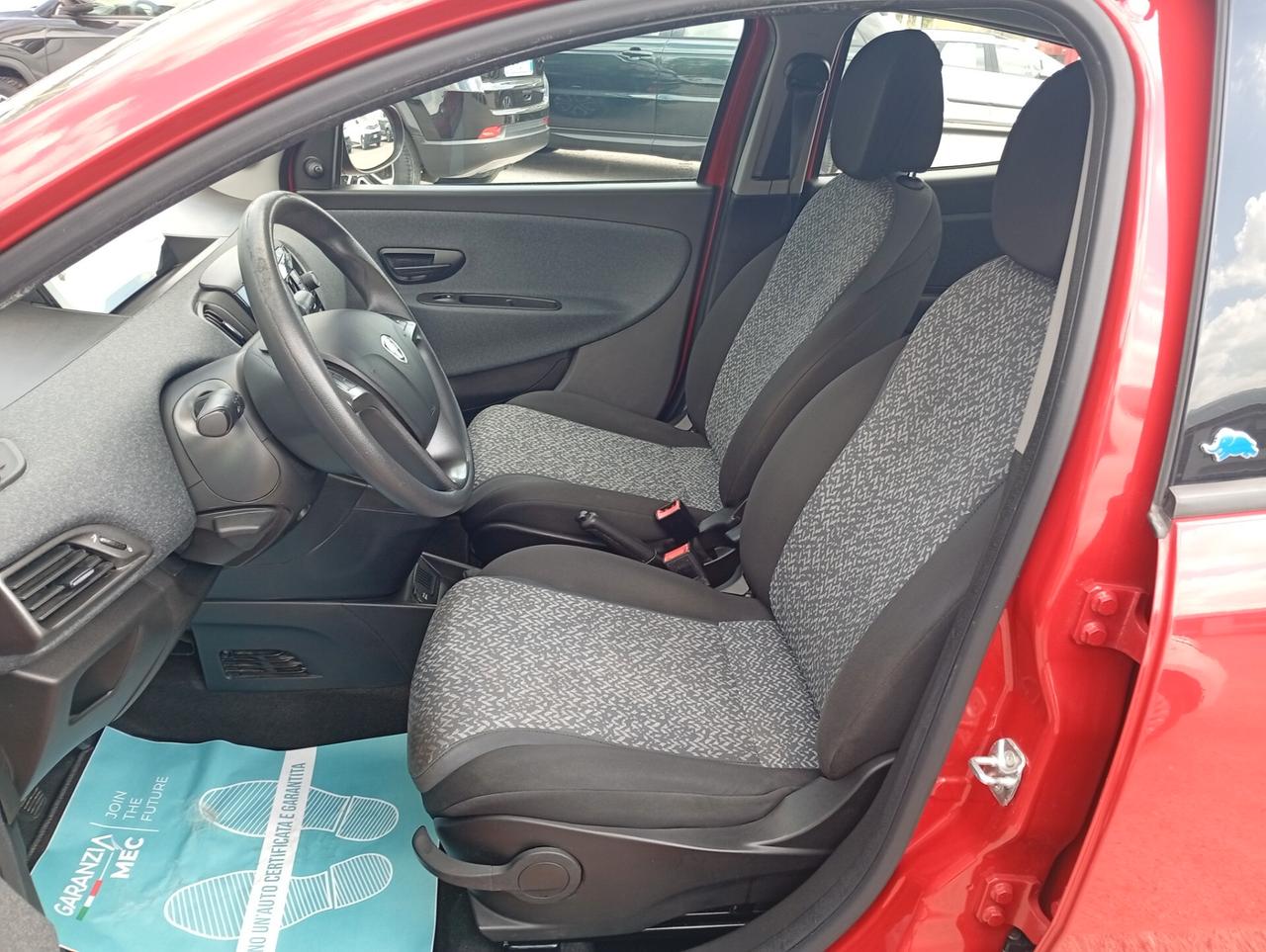 Lancia Ypsilon 1.2 69 CV 5 porte GPL Ecochic Gold