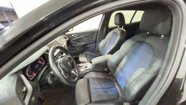BMW 120 d 5p. Msport #Black.Shadow.Line