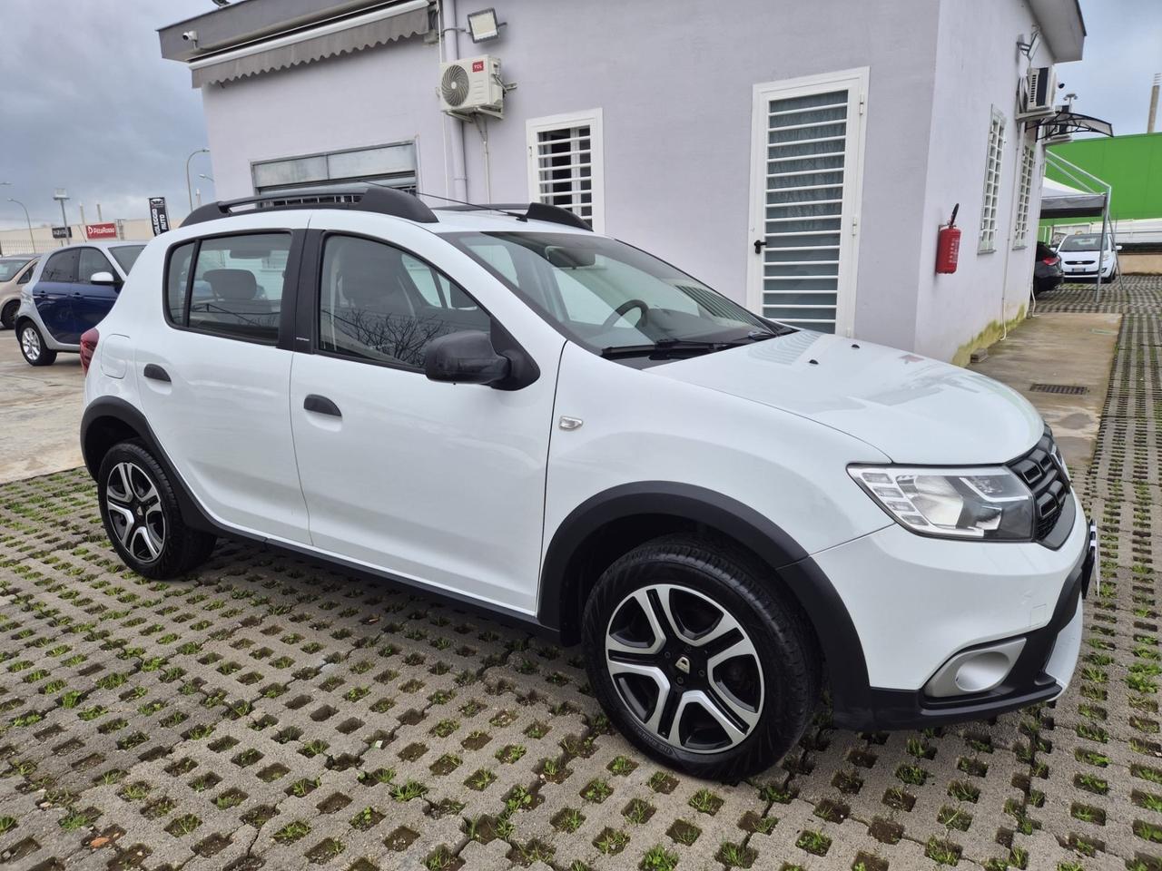 Dacia Sandero Stepway 0.9 TCe Turbo GPL 90 CV S&S Techroad