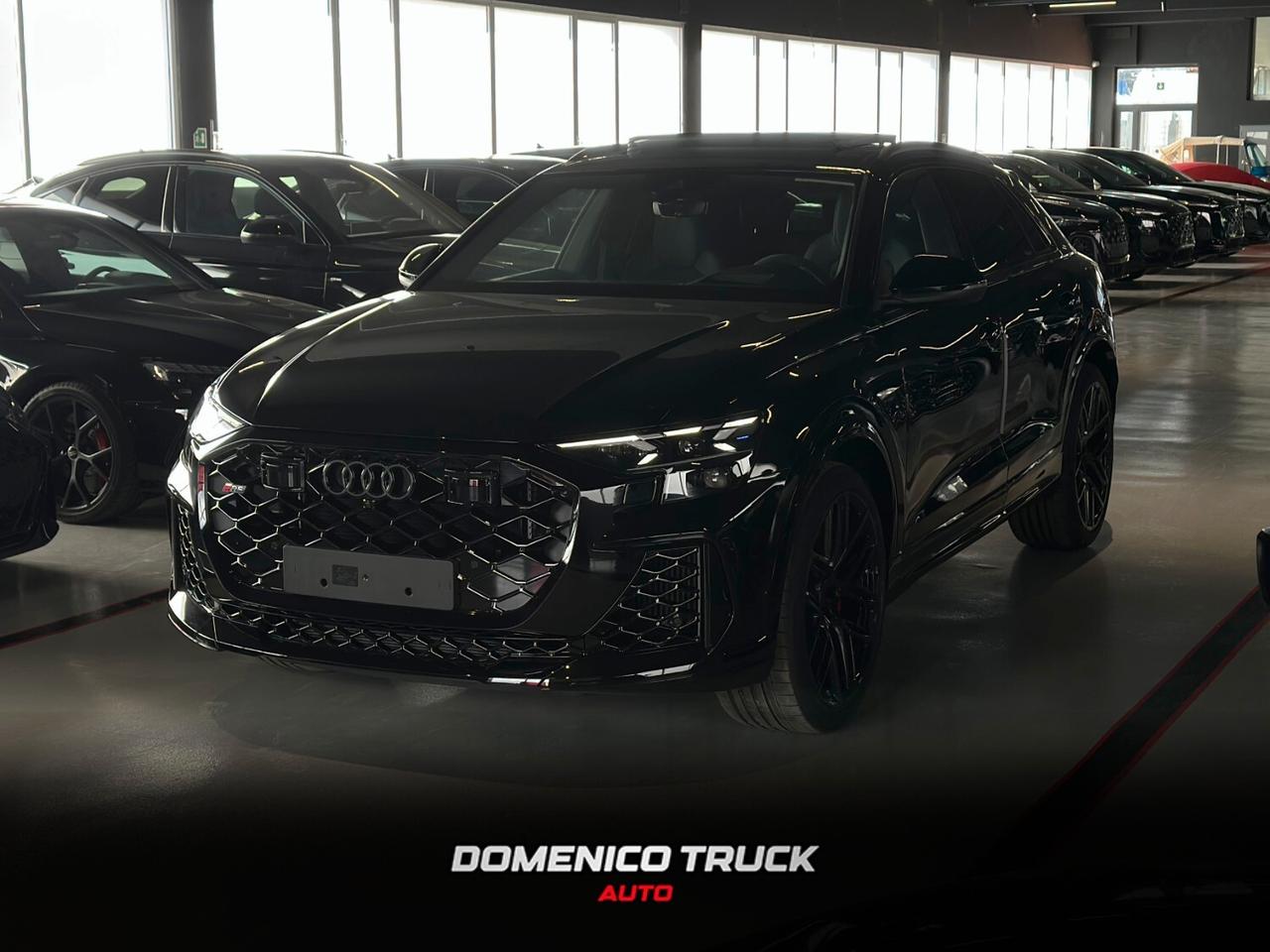 Audi Q8 RS SUV performance 471 kW tiptronic