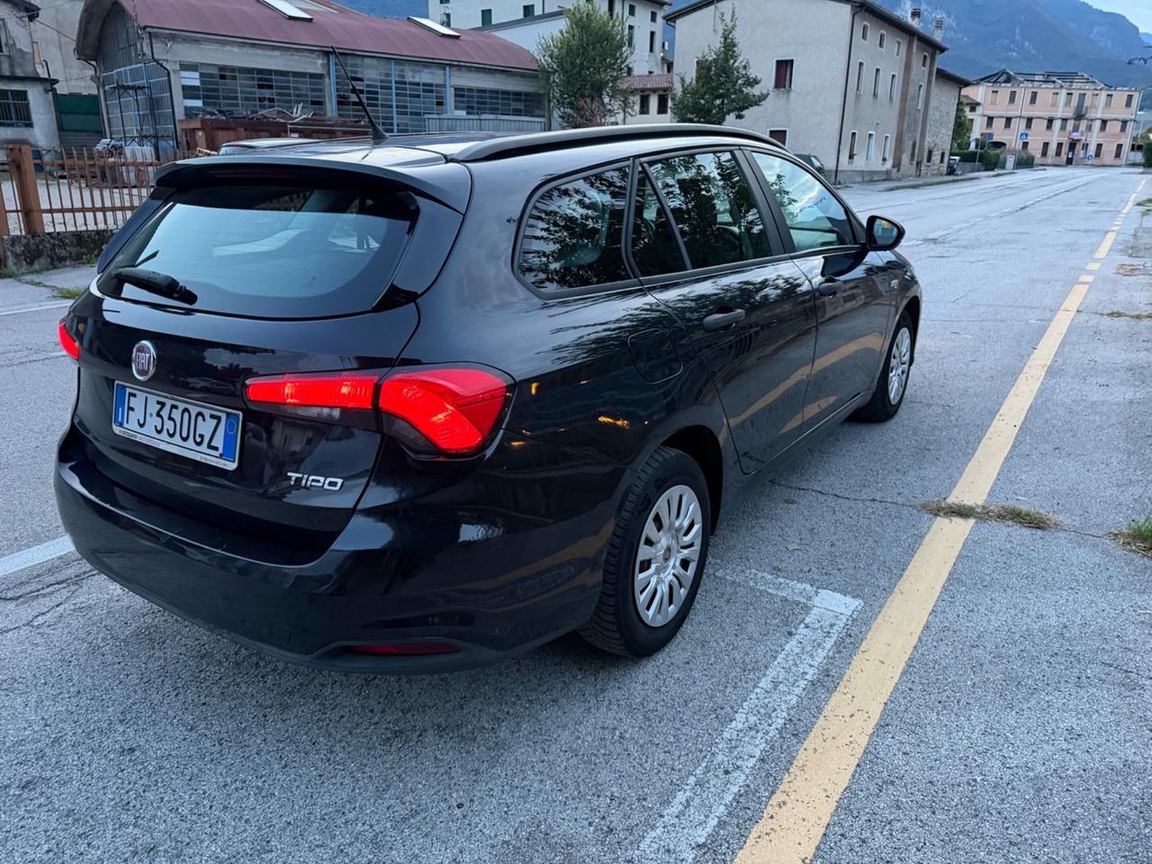 Fiat Tipo 1.4 SW Lounge