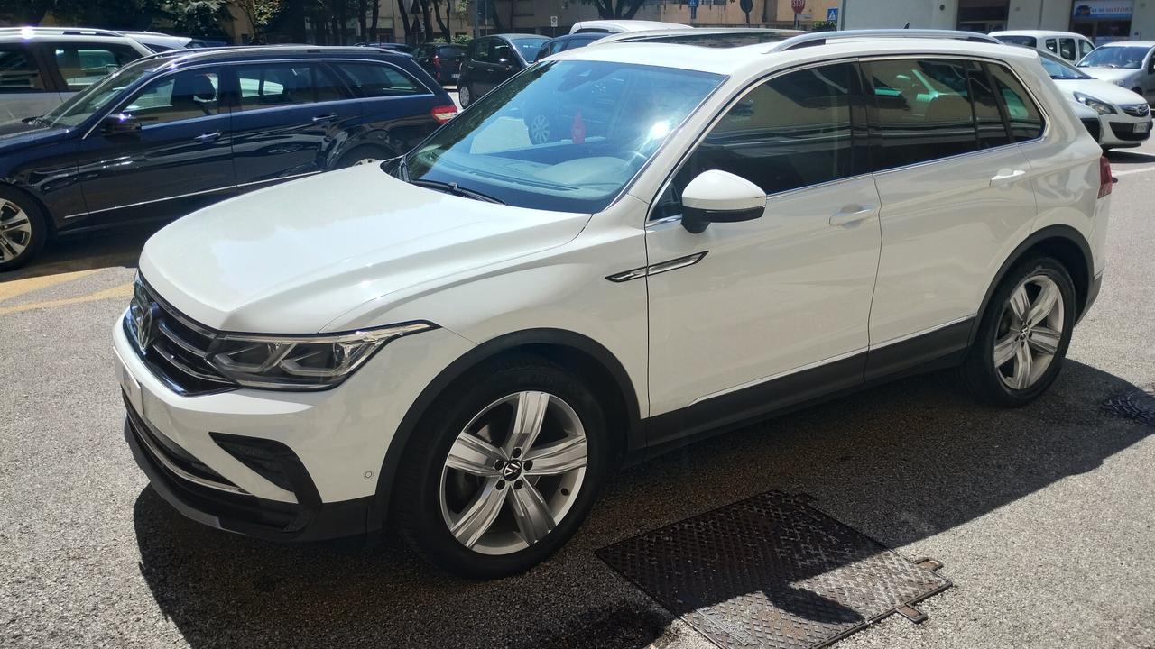 Volkswagen Tiguan 2.0 TDI 150 CV SCR DSG Elegance