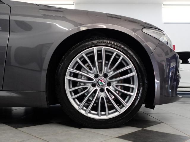 Alfa Romeo Giulia 2.2 MJT 160 CV BUSINESS