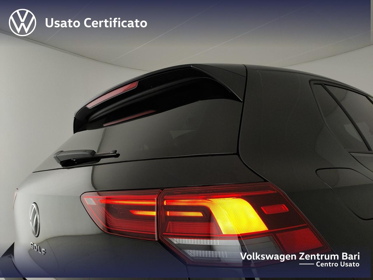 Volkswagen Golf 1.5 tsi evo r-line 150cv